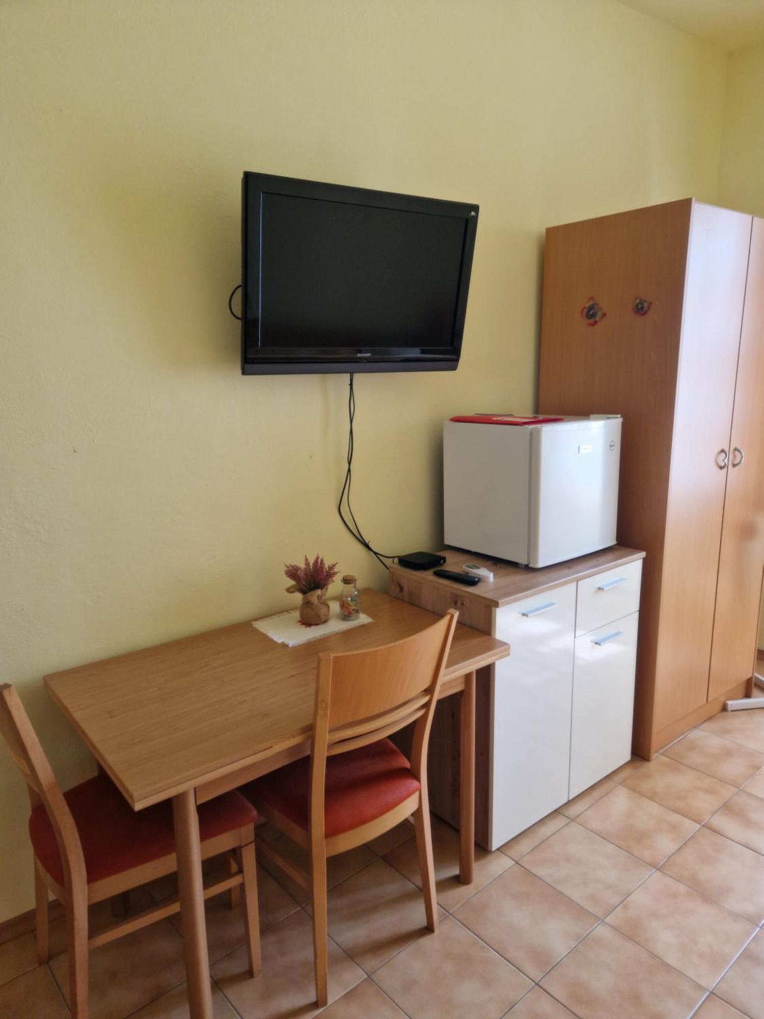 Apartma In Soba Vipavski Kriz 호텔 Ajdovščina 객실 사진